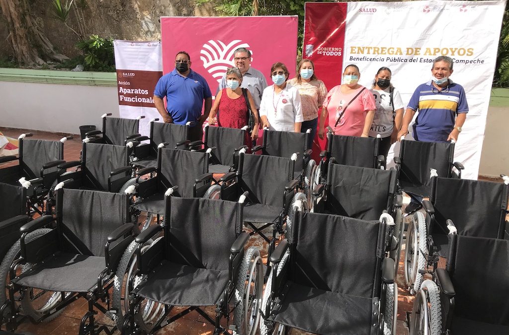 Entrega de beneficios de movilidad en el municipio de Campeche