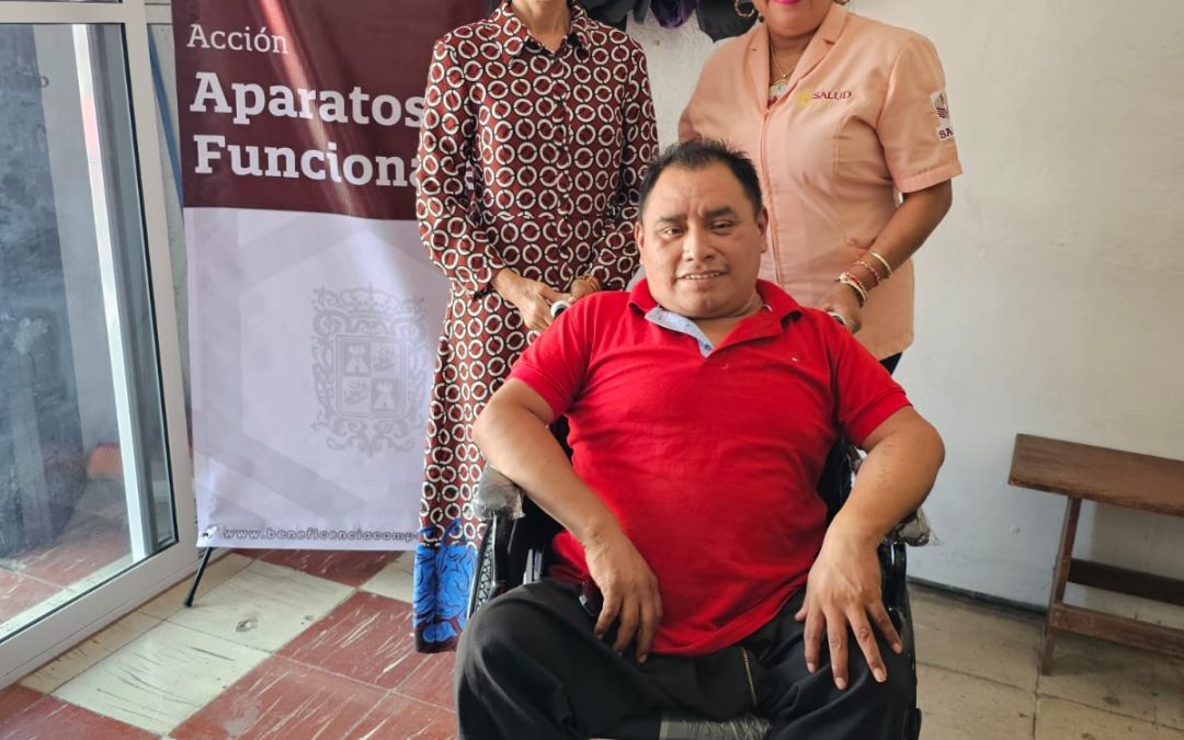 Entrega de beneficios de movilidad en el municipio de Champotón